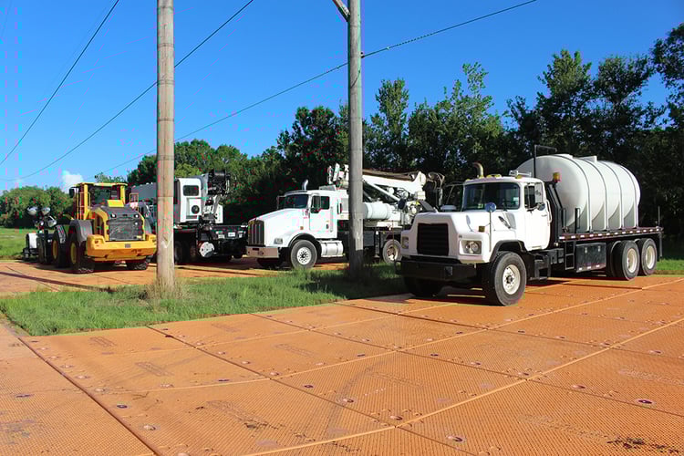 Composite mat work platform for utilities