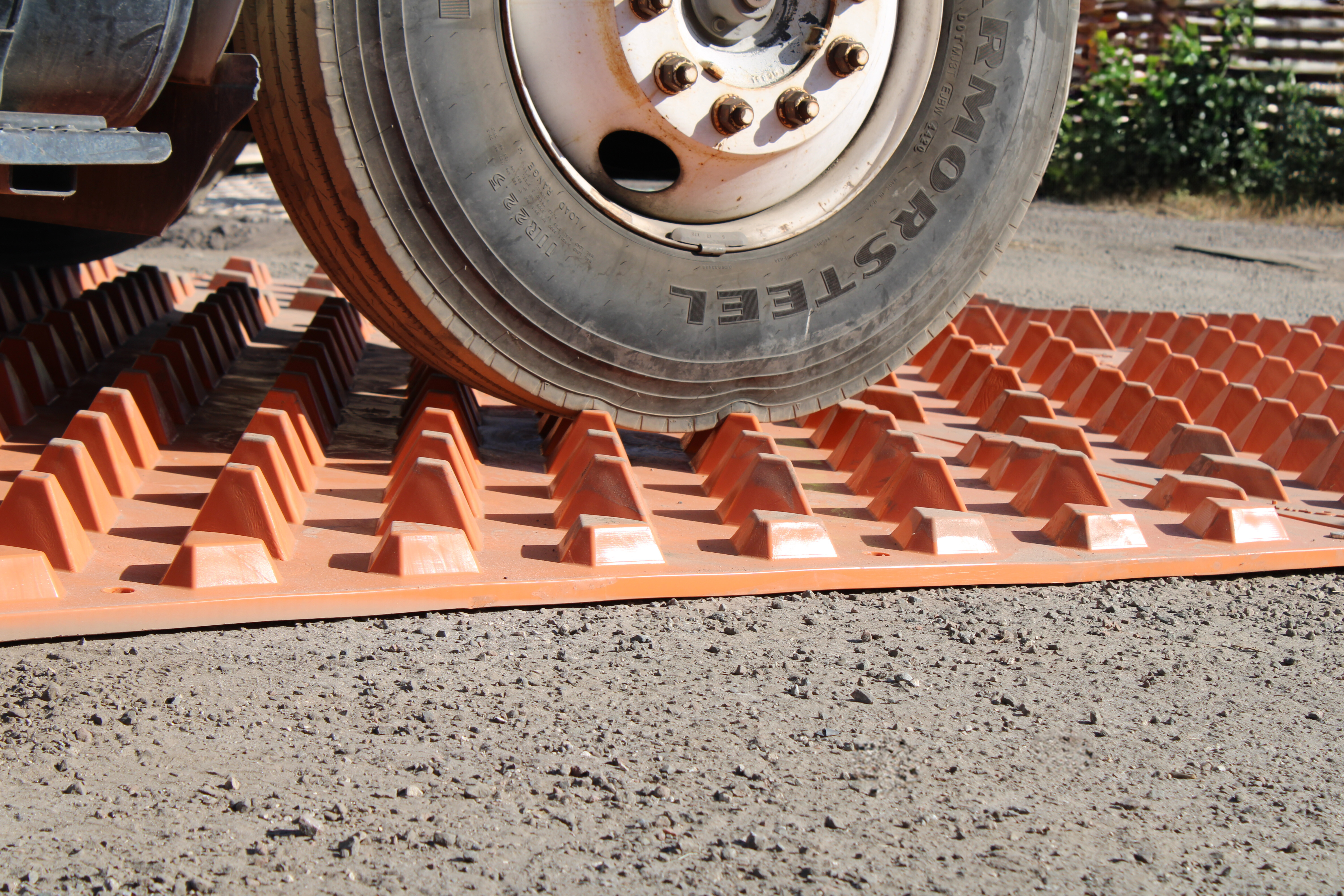 DiamondTrack trackout mats for trucks