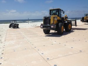 Beach composite mats