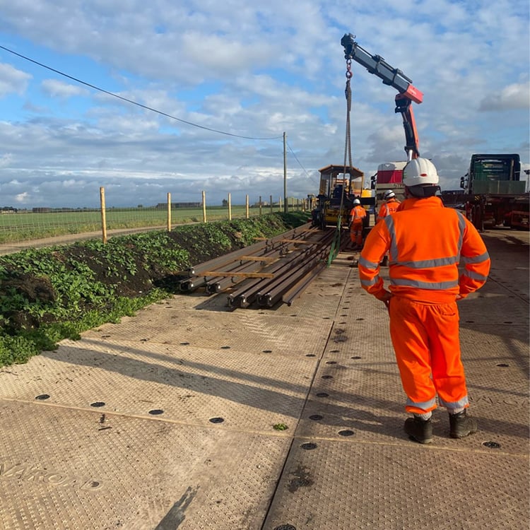SignaRoad composite mat accessway