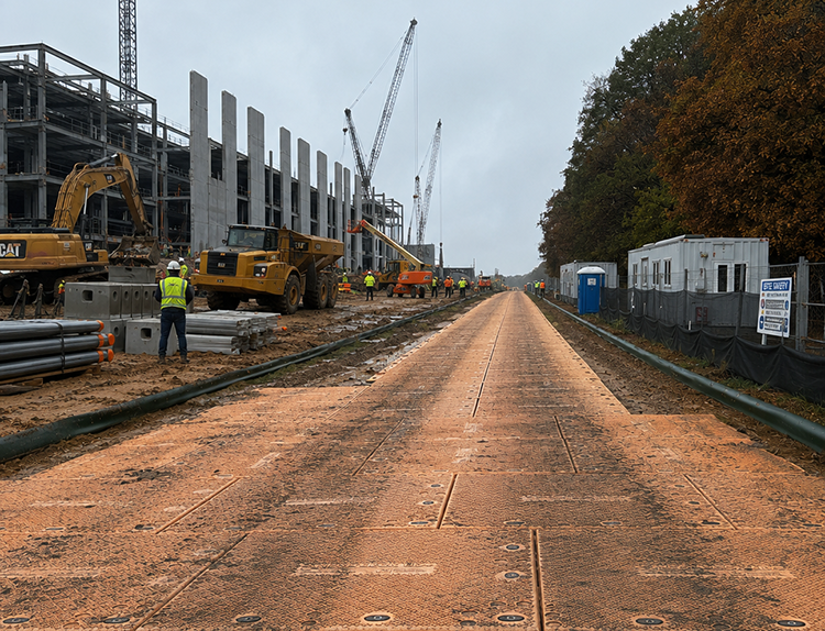 MegaDeck HD+ data center site access