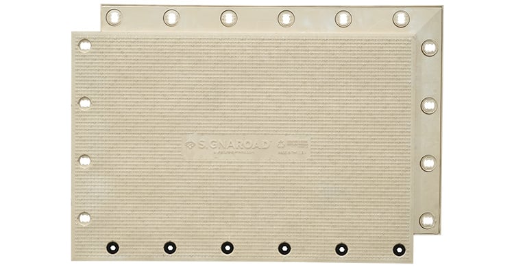 SignaRoad medium-duty composite mat for military