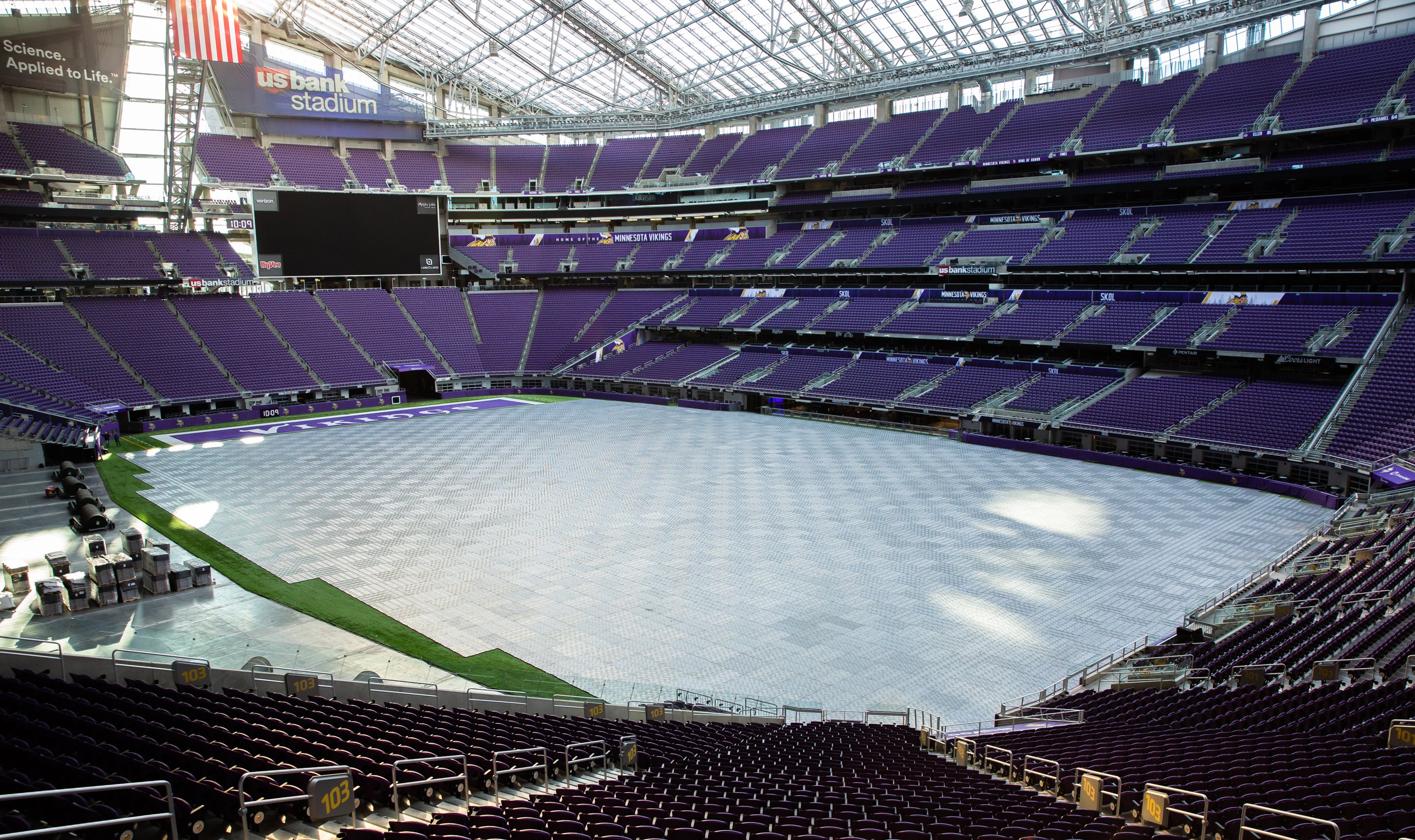 Stadium turf protection for large events