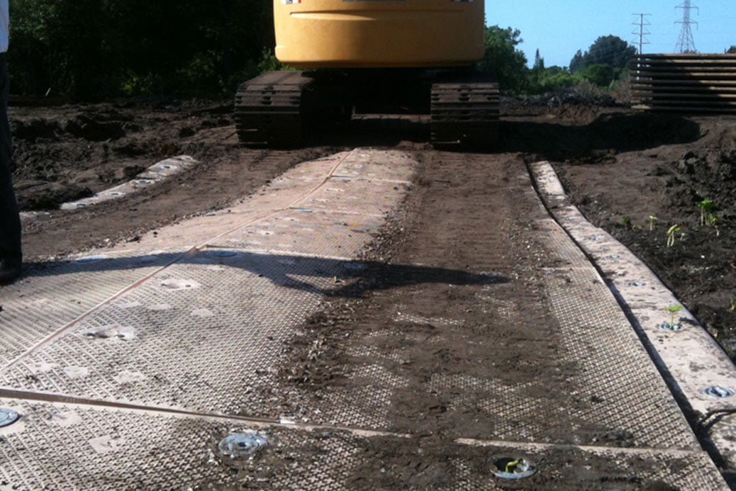 Temporary oil field mats